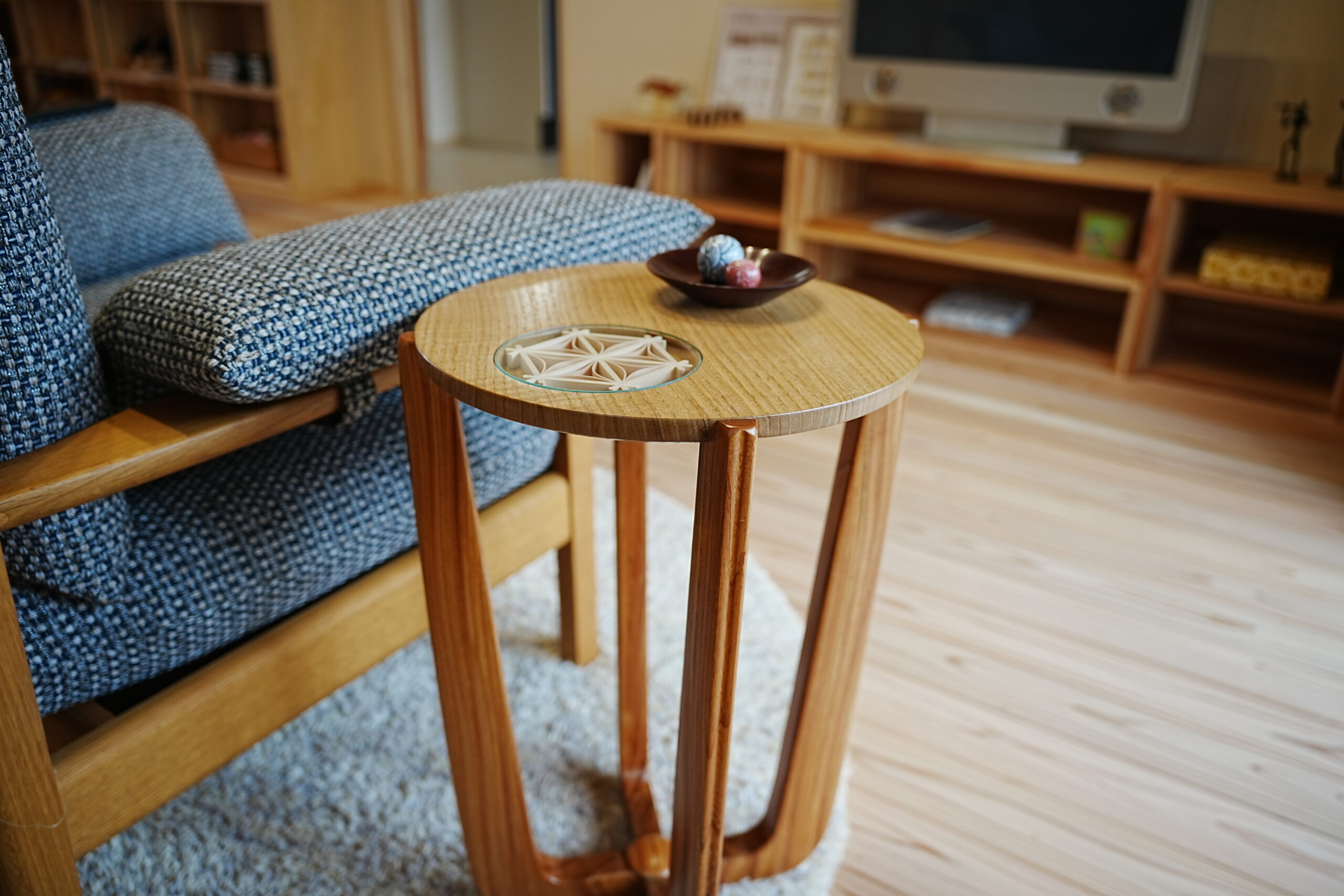 職人の手仕事】暮らしを彩る「組子×無垢材」のオリジナルサイド